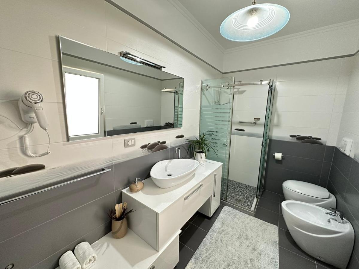 Home Aquamarine & Residence Влёра Экстерьер фото
